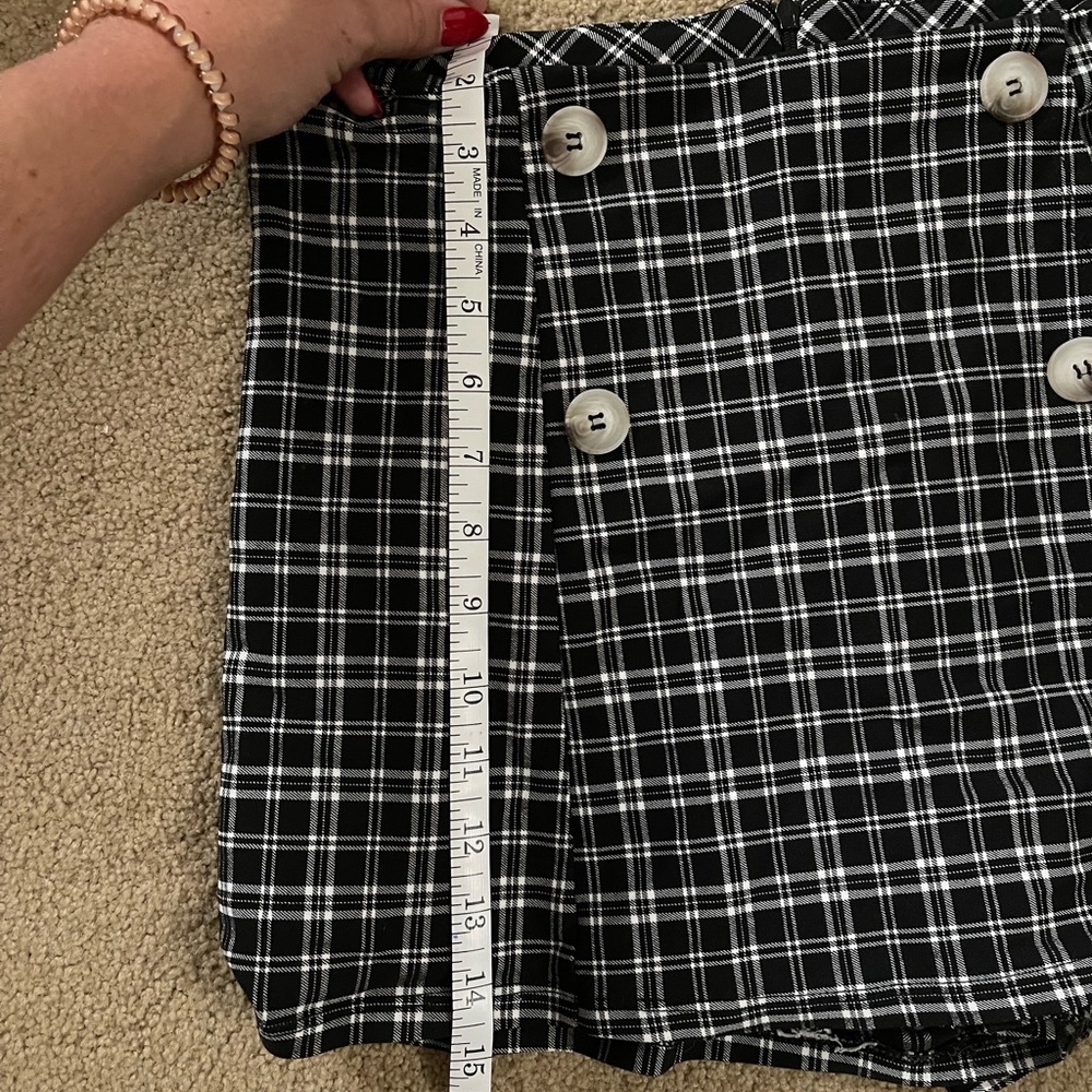 Altar’d State Bonnie Plaid Skort - Picture 5 of 6